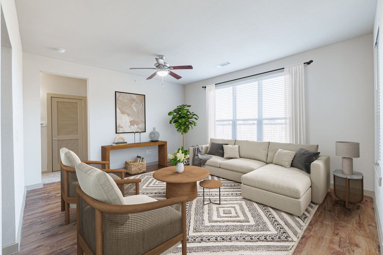 1562 N Westgreen Blvd #DW1