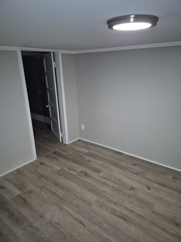 412 A St - Photo 5 of 16