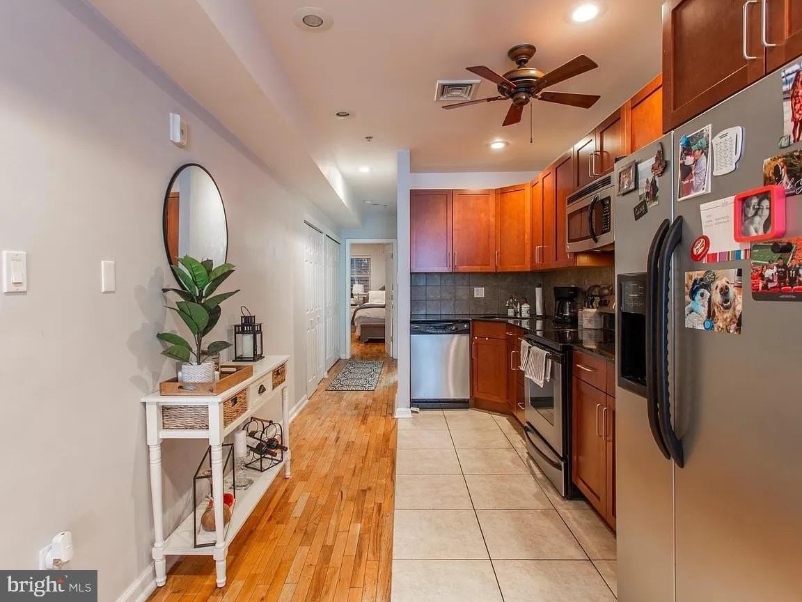 216 Market St Apt 3-18 - Photo 3 of 6