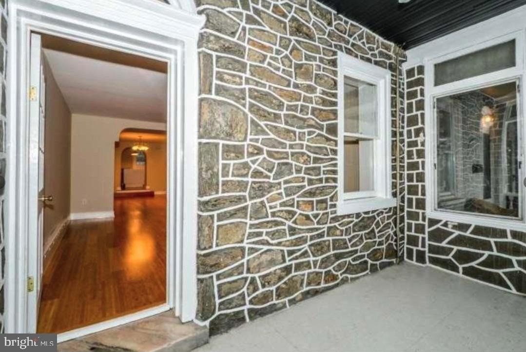 4173 Apple St - Photo 2 of 14