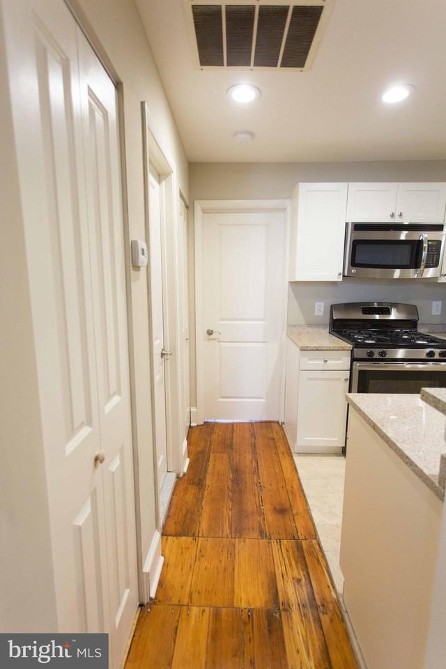 727 Spruce St Unit 1b - Photo 6 of 18