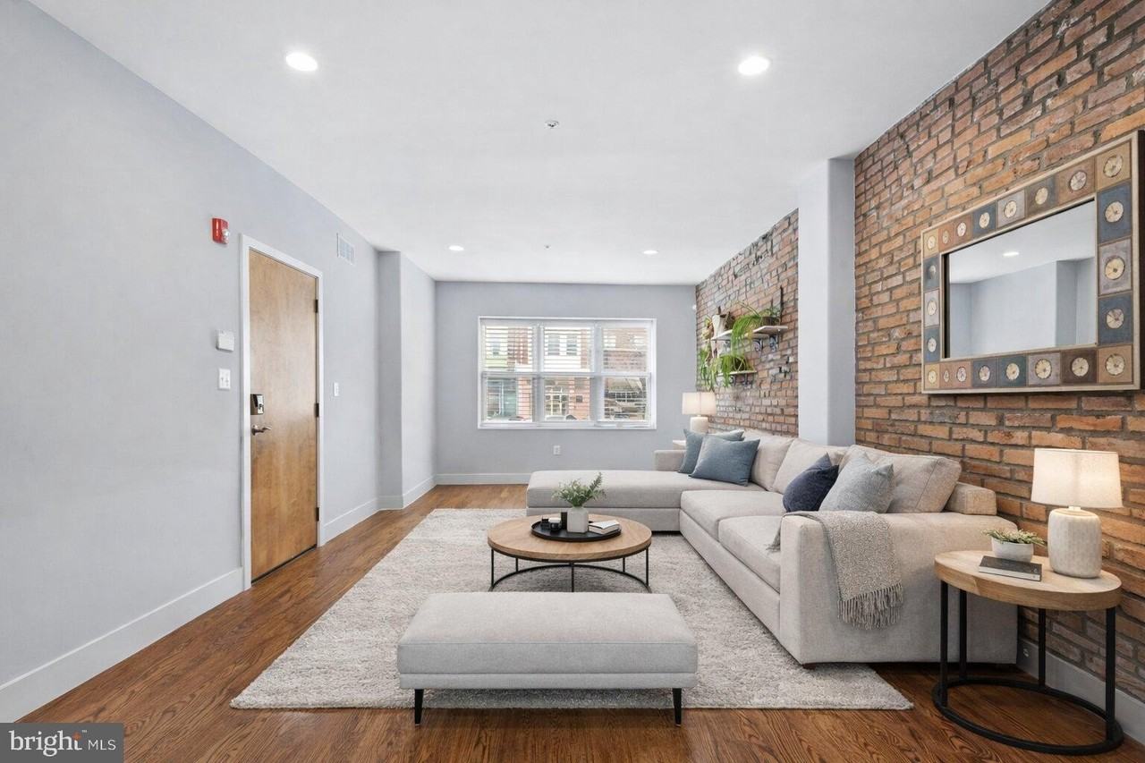 924 S 11th St Unit A - Photo 2 of 22