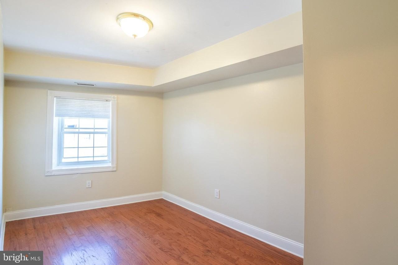 1124 E Passyunk Ave Apt 6 - Photo 3 of 15