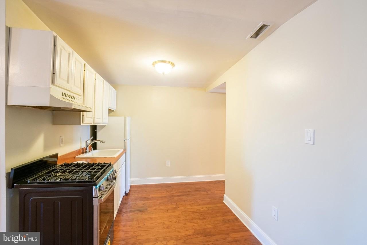 1124 E Passyunk Ave Apt 6 - Photo 5 of 15