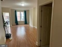 1223 Tree St - Photo 5 of 15