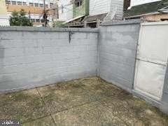 1223 Tree St - Photo 7 of 15