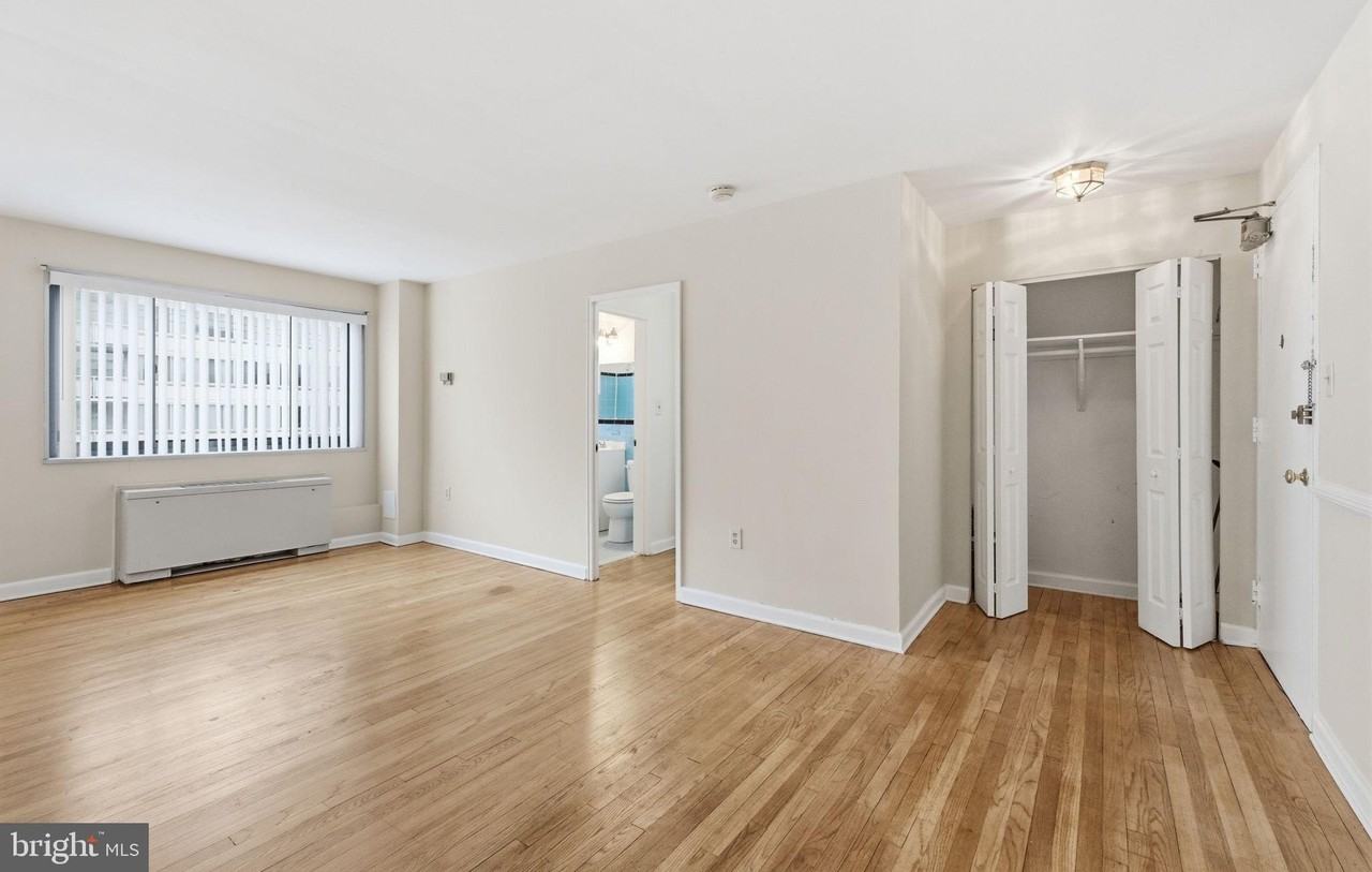 1200 S Arlington Ridge Rd Apt 615 - Photo 7 of 25