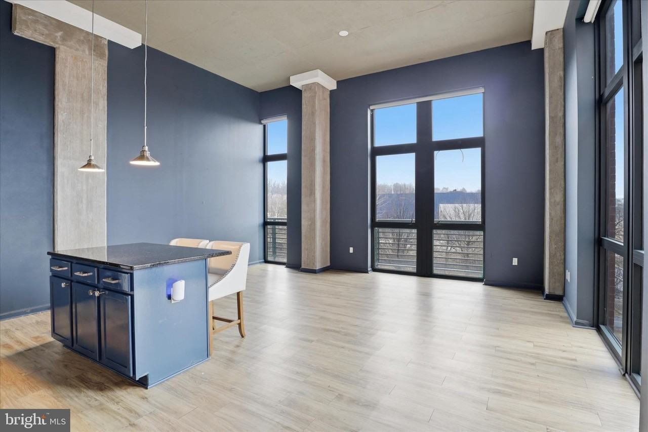 2720 S Arlington Mill Dr Unit 308 - Photo 7 of 26