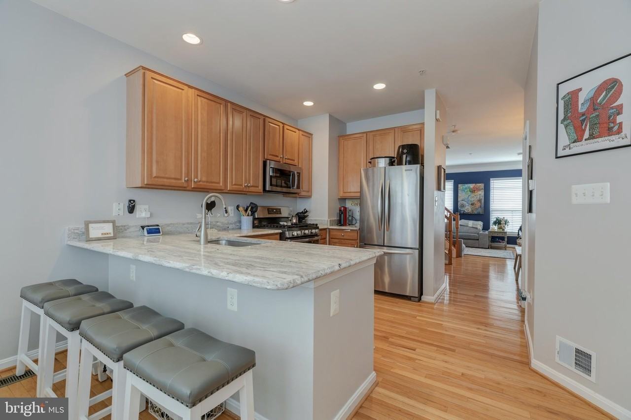 164 Comay Ter - Photo 7 of 38