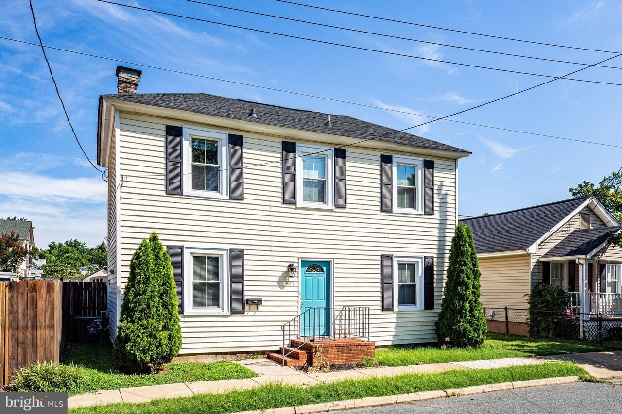 407 Hawke St - Photo 3 of 25