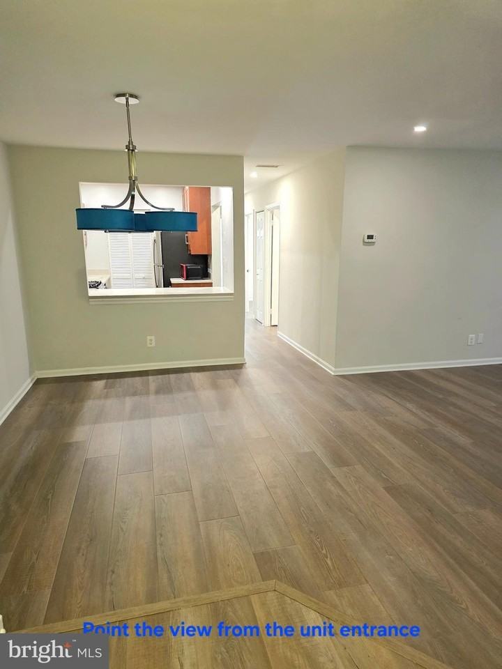5815 Cove Landing Rd Apt 204 - Photo 2 of 23