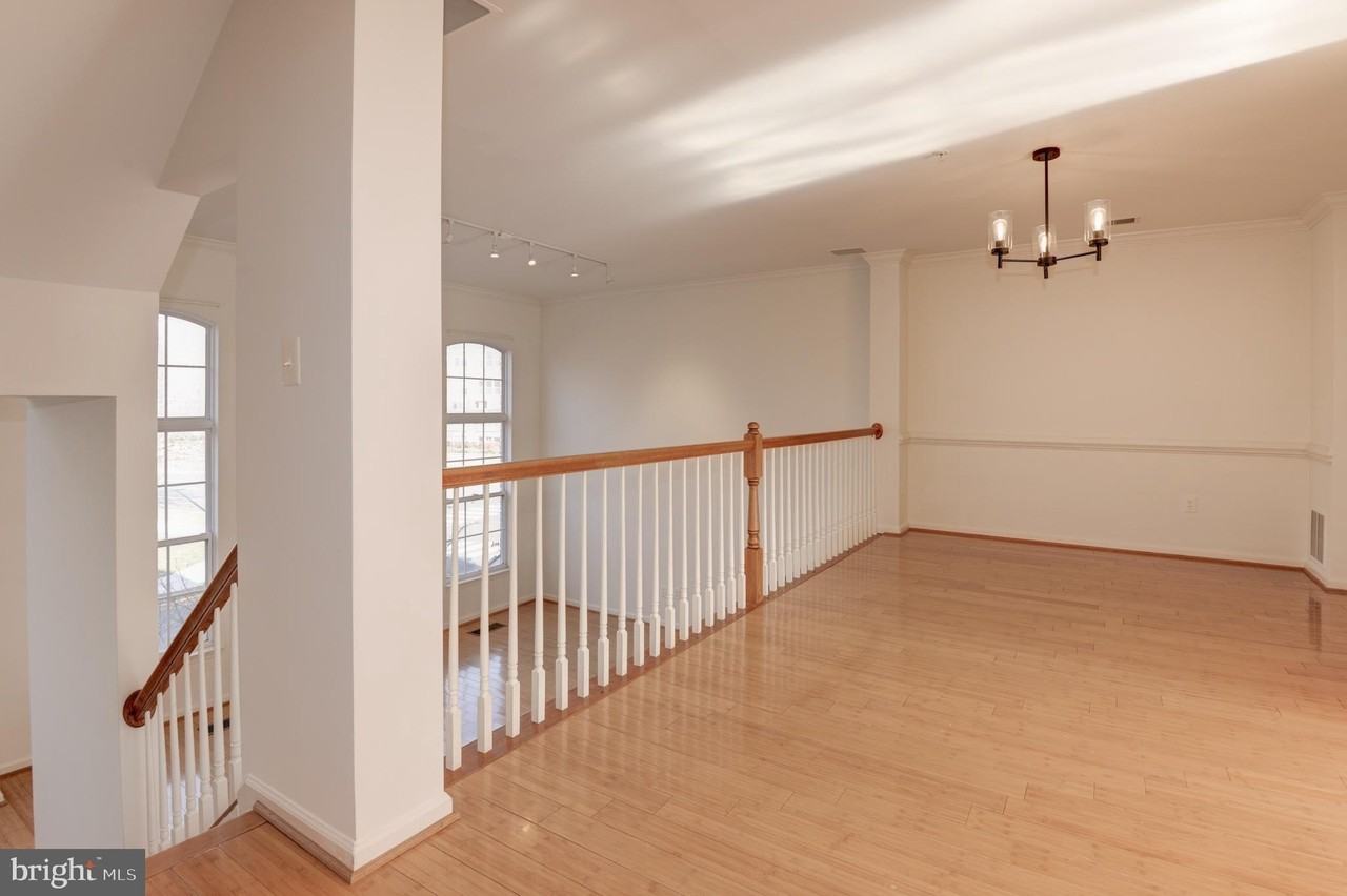 1984 Crescent Park Dr Unit 15b - Photo 6 of 50