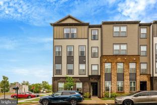 20941 Bluebird Sq - Photo 1 of 1