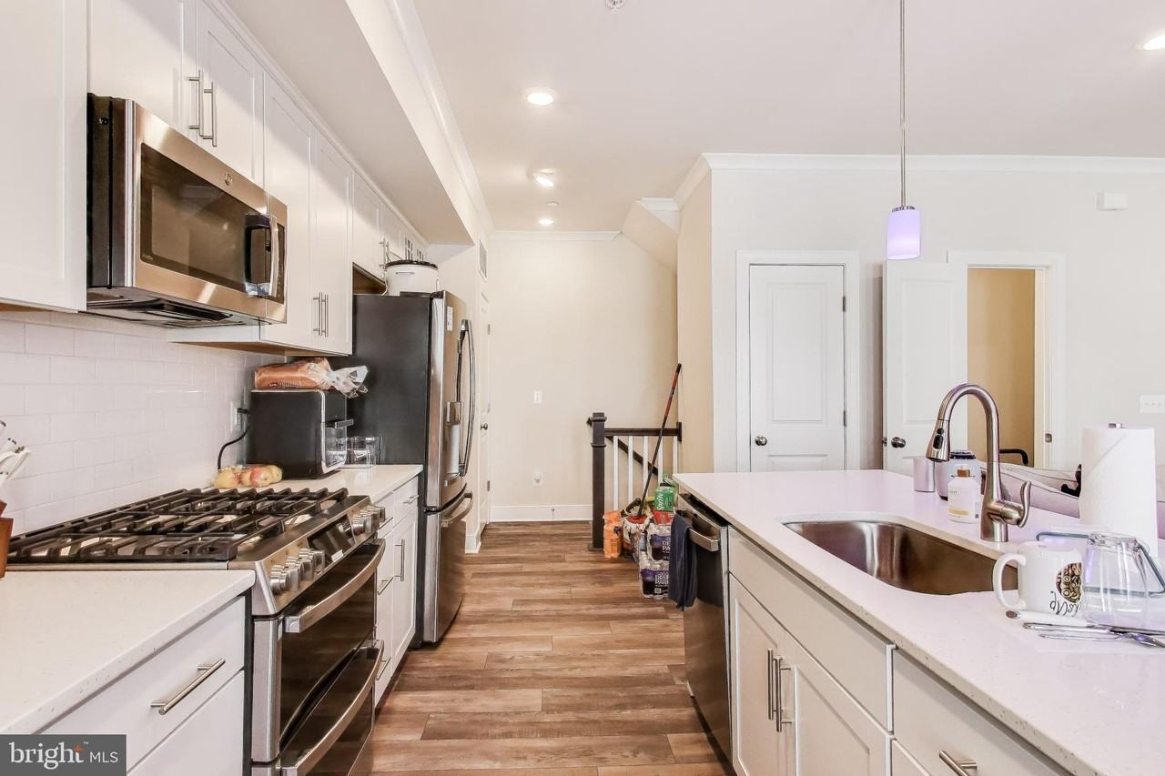 15547 Smoke Box Way - Photo 6 of 22