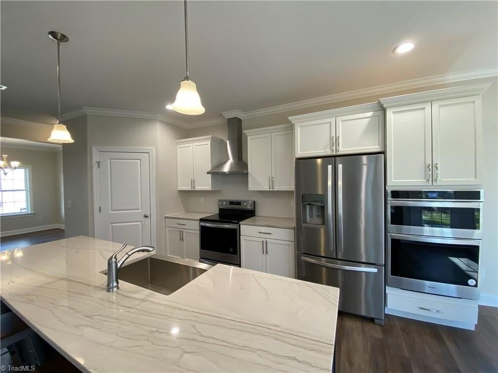 261 Summerlyn Dr - Photo 6 of 29