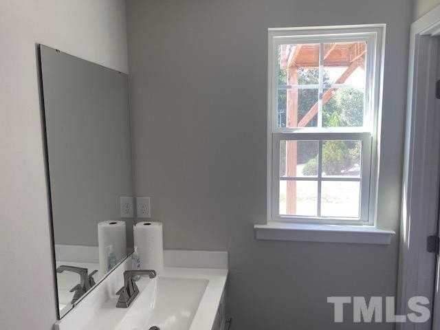511 Autumn Cure Ct - Photo 4 of 21