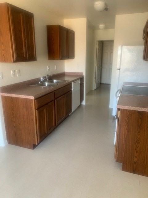 3424 Sunriver Rd Apt 1 - Photo 4 of 18