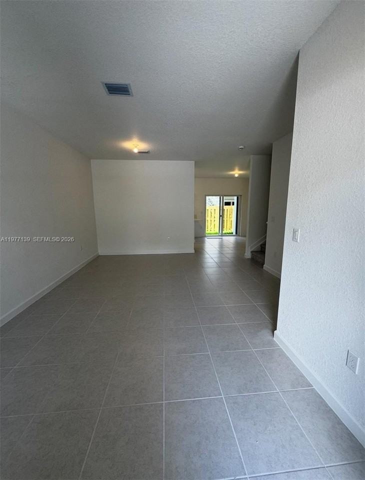 140 Sw 184th Way #140 - Photo 7 of 18