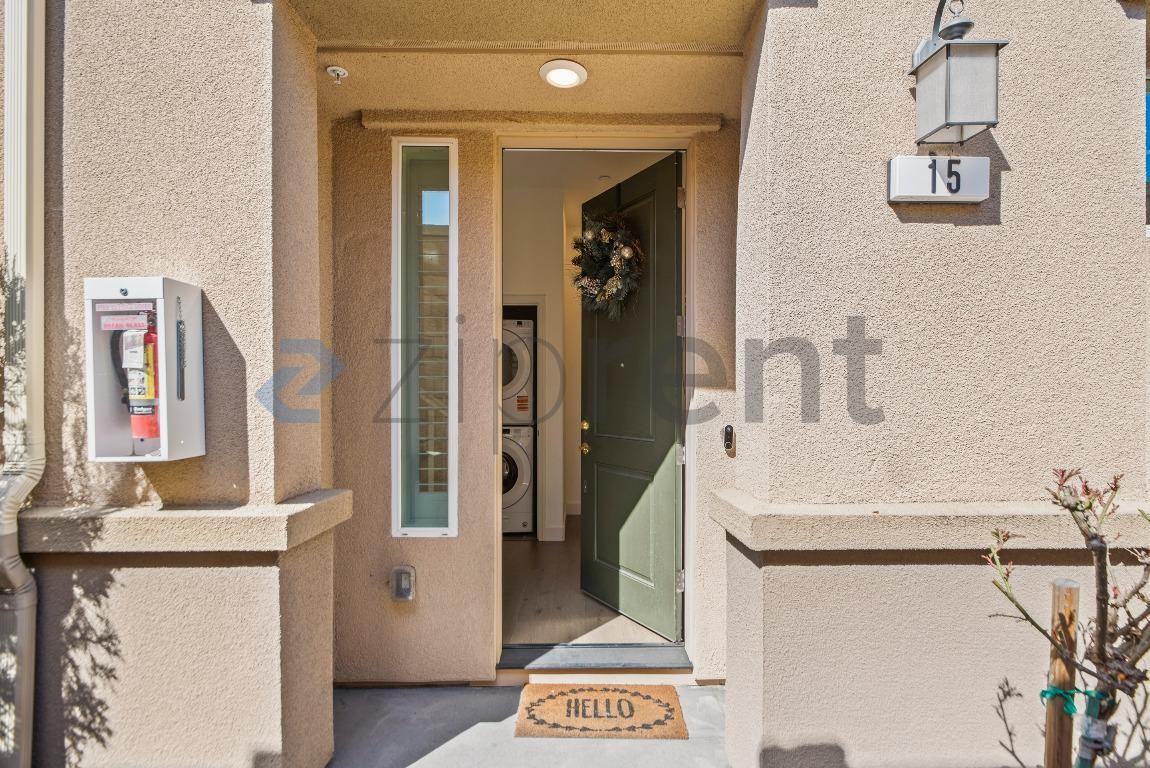 15 Lisbon Ln - Photo 6 of 29