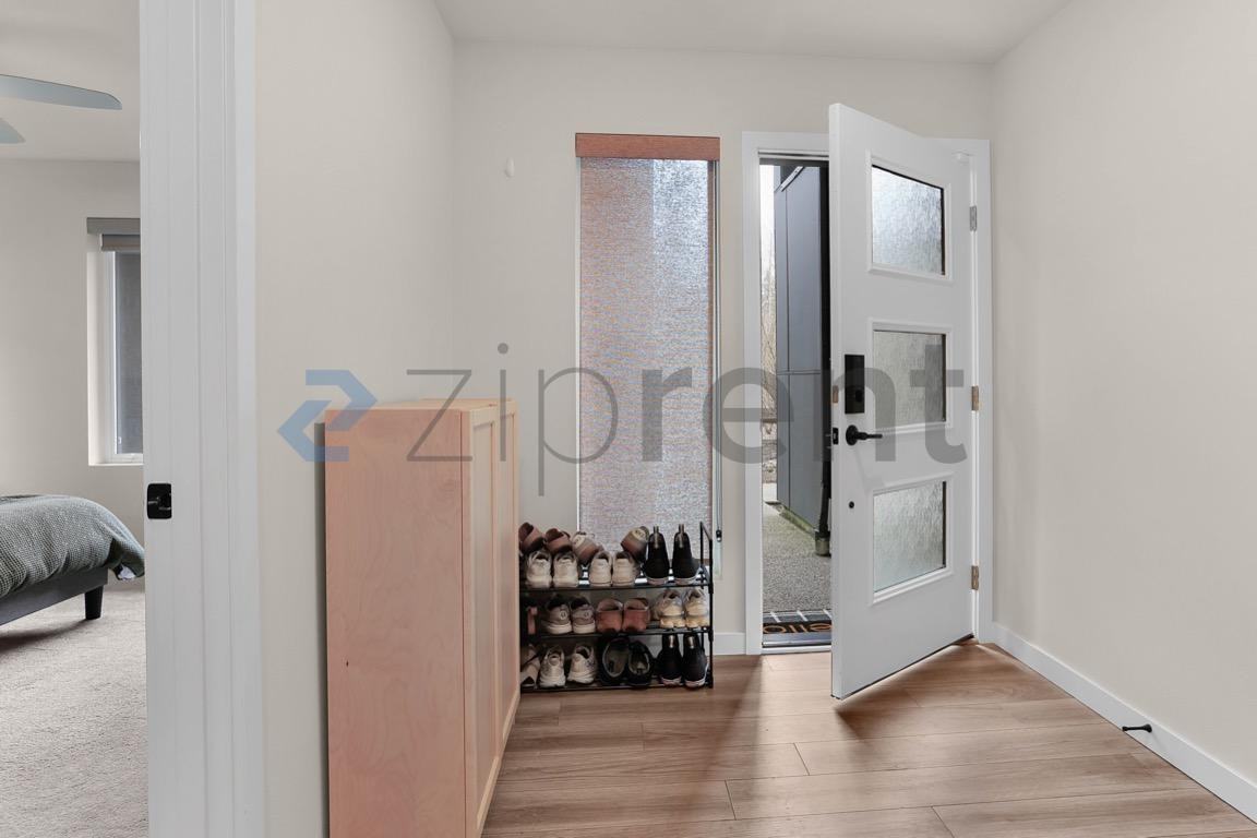 23803 7th Ave Se #A - Photo 4 of 24