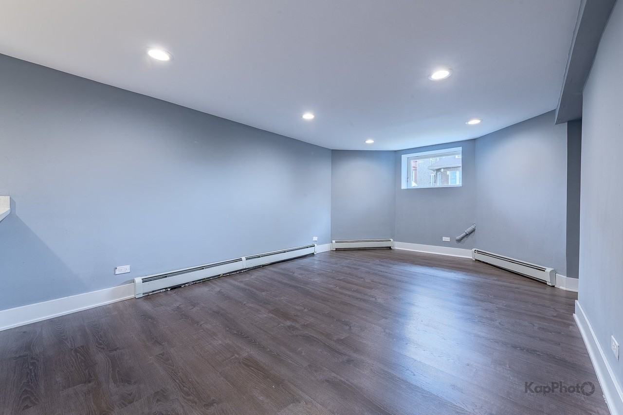 1019 N Ridgeway Ave ##G - Photo 3 of 27