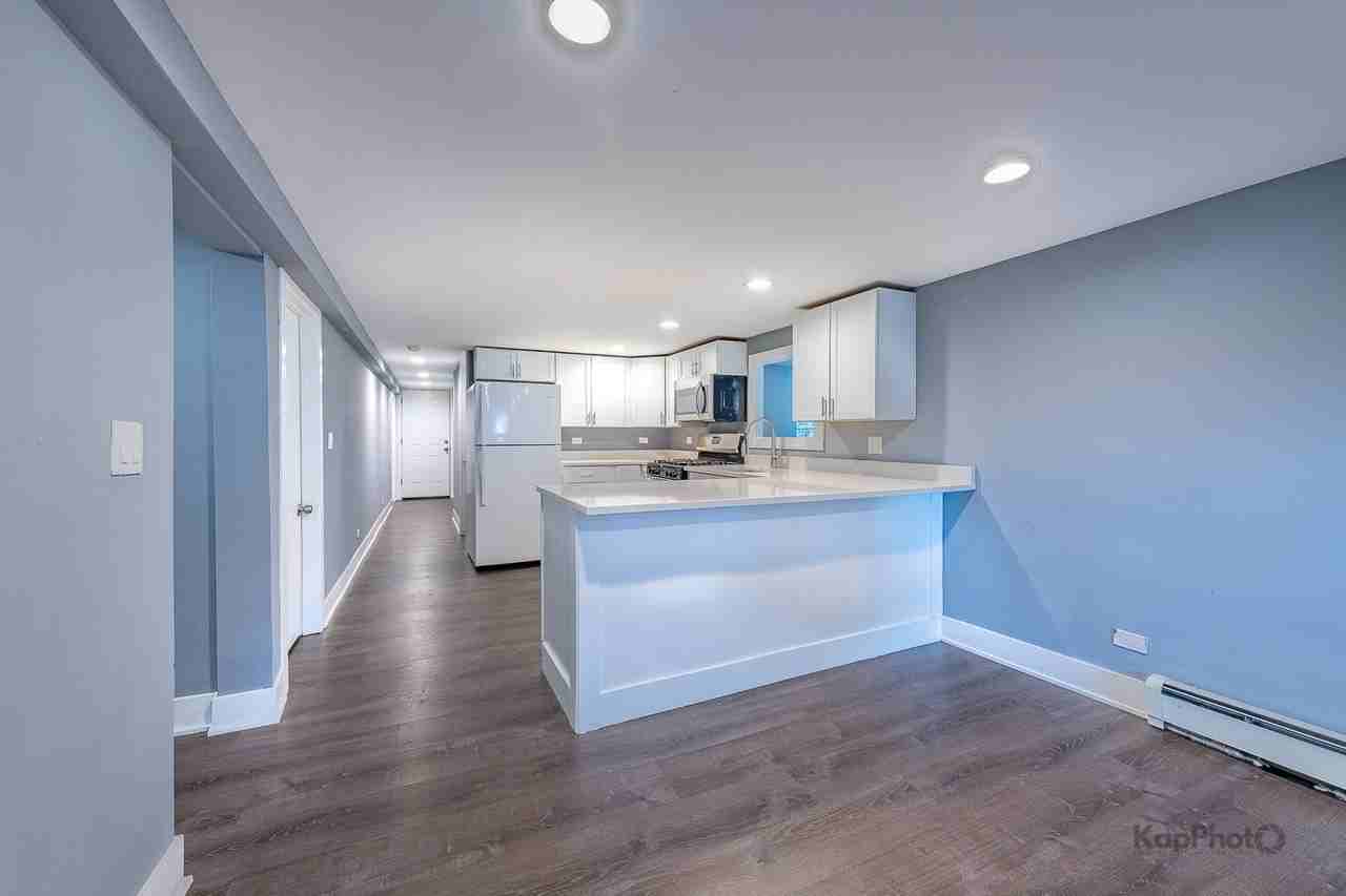 1019 N Ridgeway Ave ##G - Photo 6 of 27