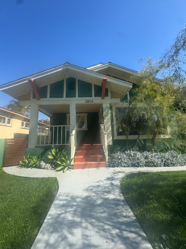 3804 S Hobart Blvd - Photo 3 of 17