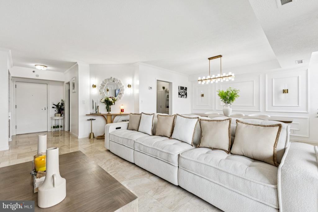 5505 Seminary Rd - Photo 5 of 27