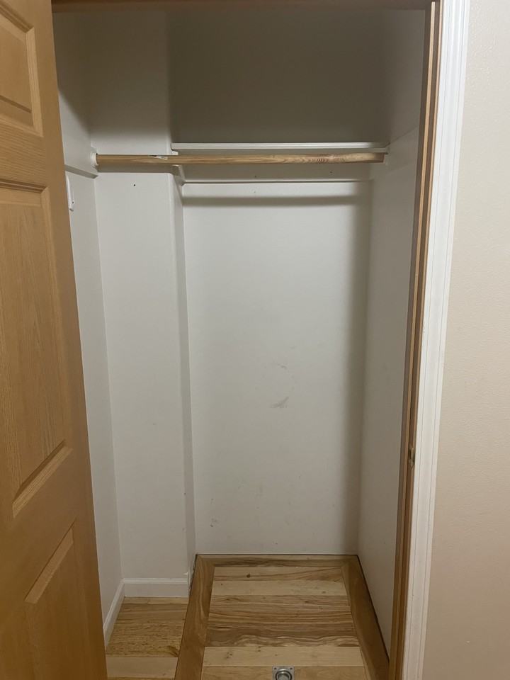 4220 Central Avenue - Photo 7 of 13