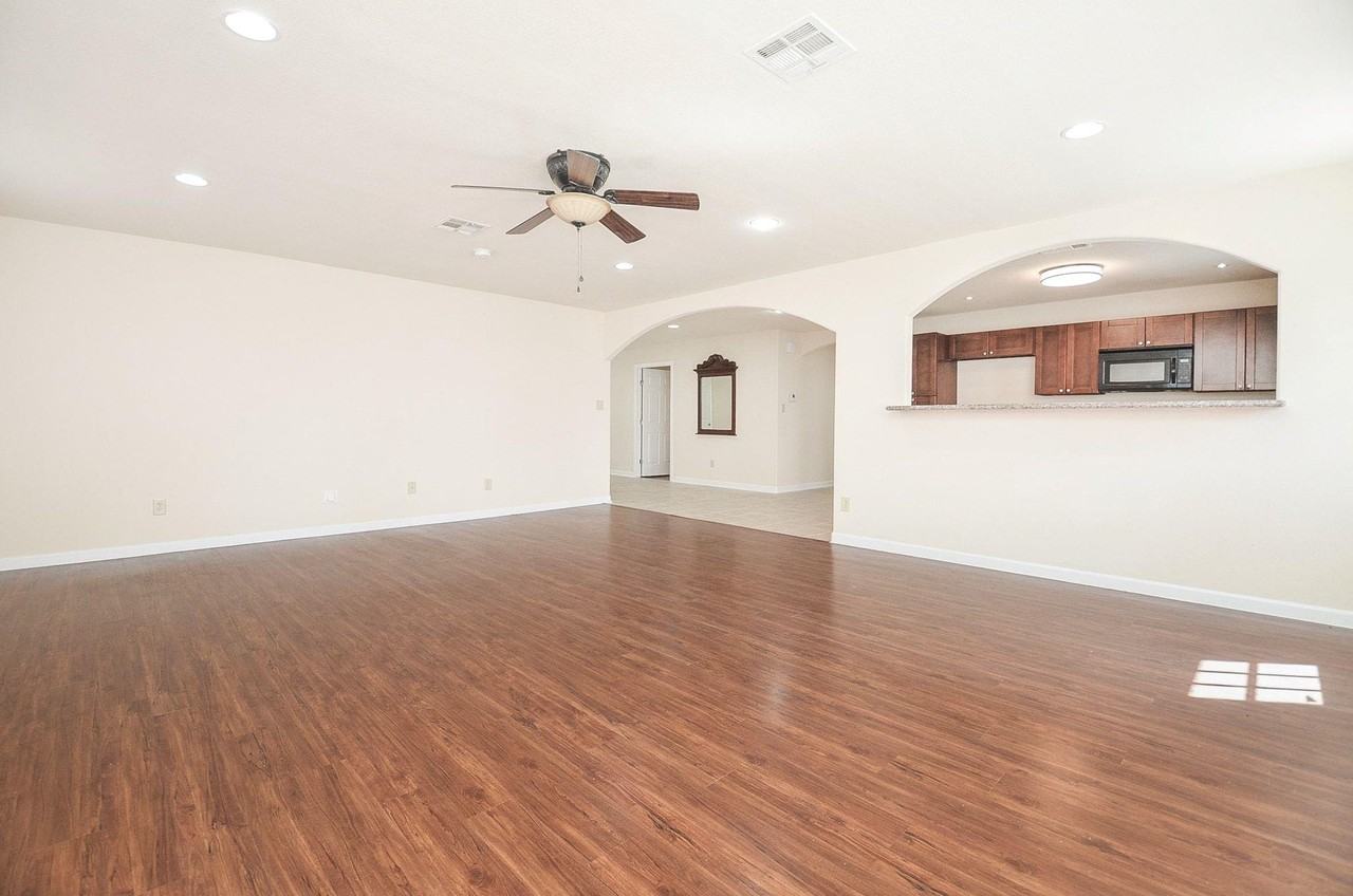 14315 Branchwater Ln - Photo 7 of 24