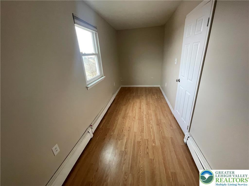 1113 E 4th St ##2 - Photo 7 of 7