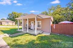 301 S Mountain St - Photo 1 of 1