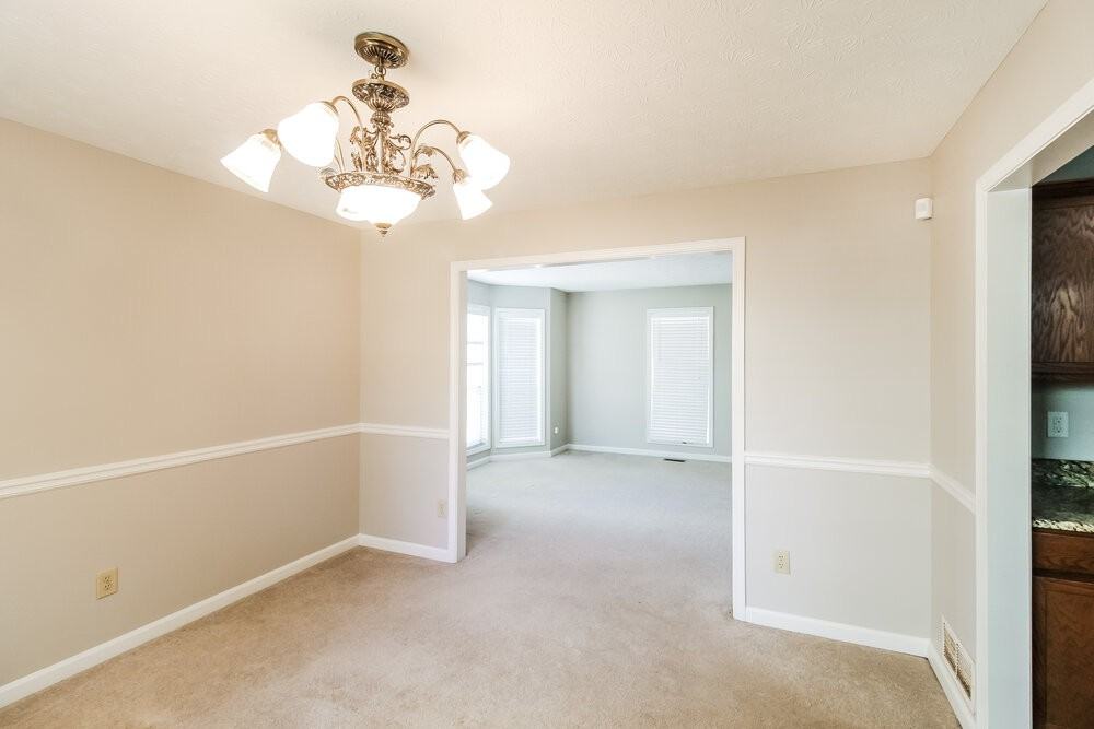 2915 Emerson Lake Dr - Photo 7 of 20