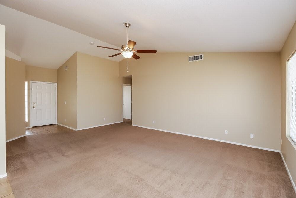 8046 E Fairfield St - Photo 3 of 16