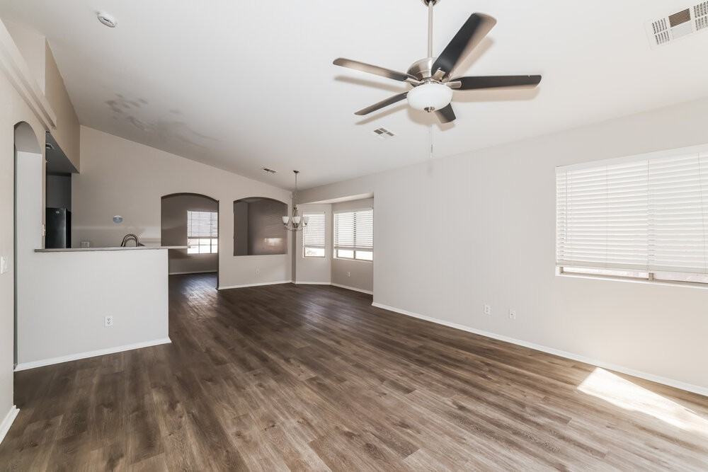 10633 W Pima St - Photo 7 of 15