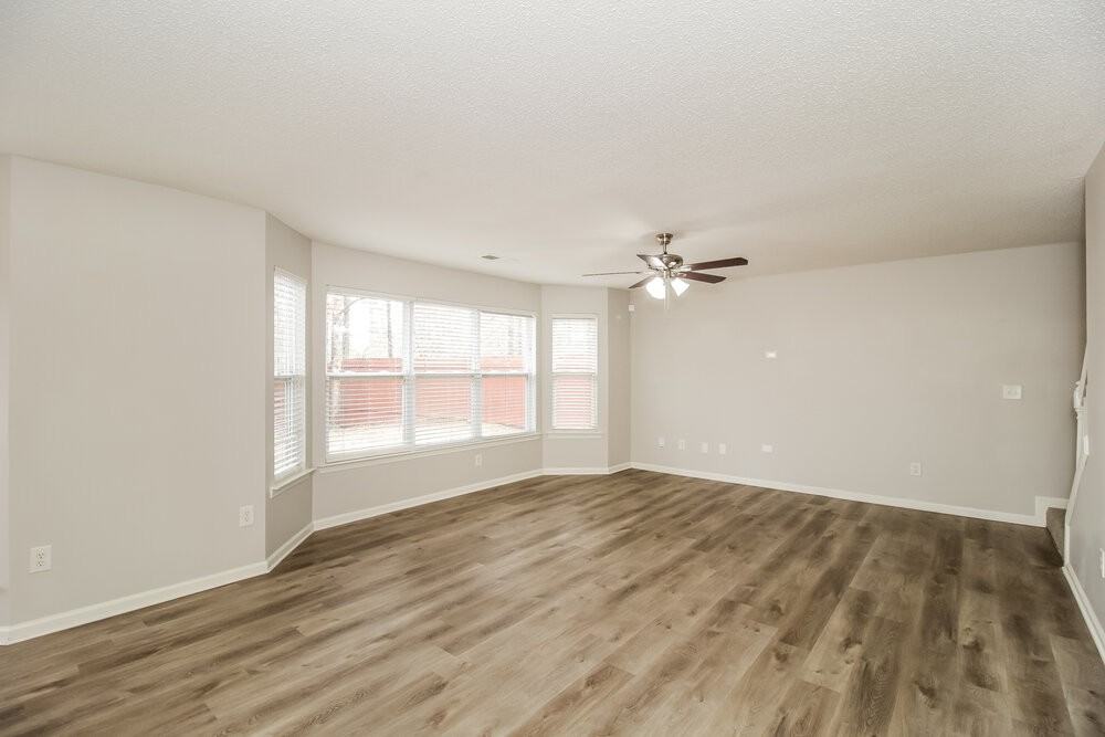 494 Darbys Run Ct - Photo 5 of 20