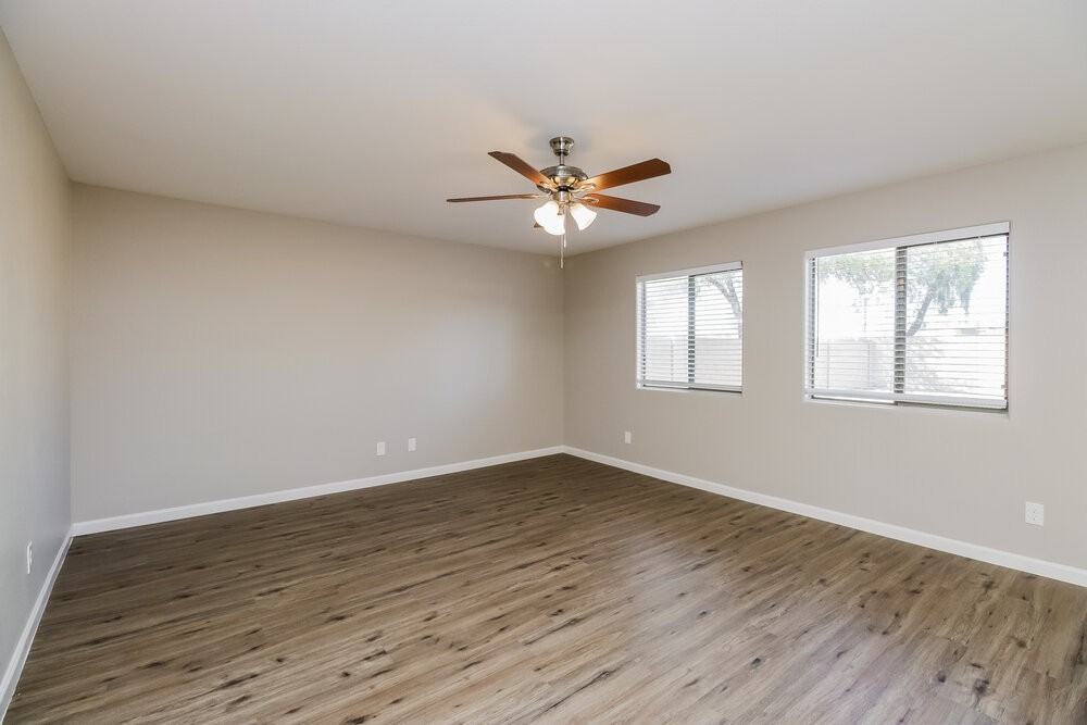 1836 E Silversmith Trl - Photo 5 of 17