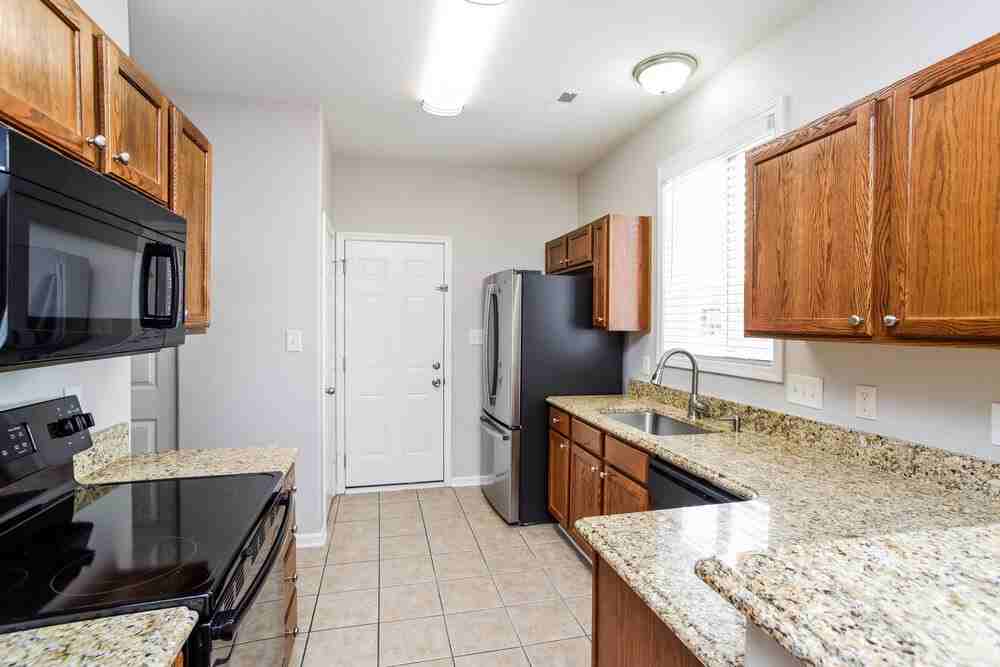 13414 Stones Landing St - Photo 5 of 19