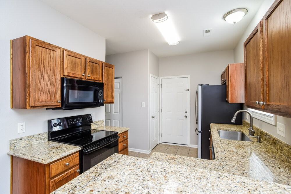 13414 Stones Landing St - Photo 6 of 19