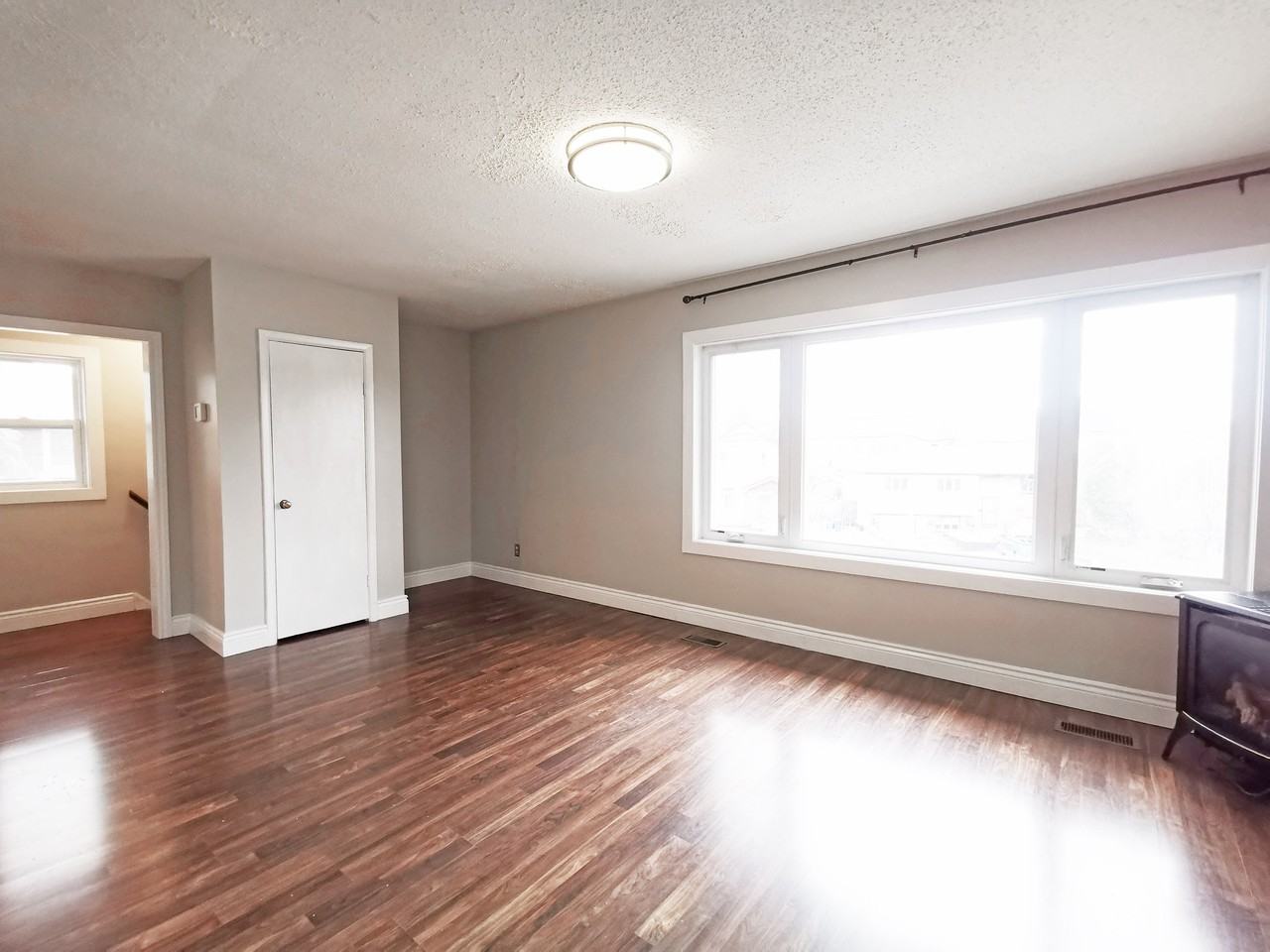 99 Innisfil Street #3 (Upper) - Photo 3 of 12