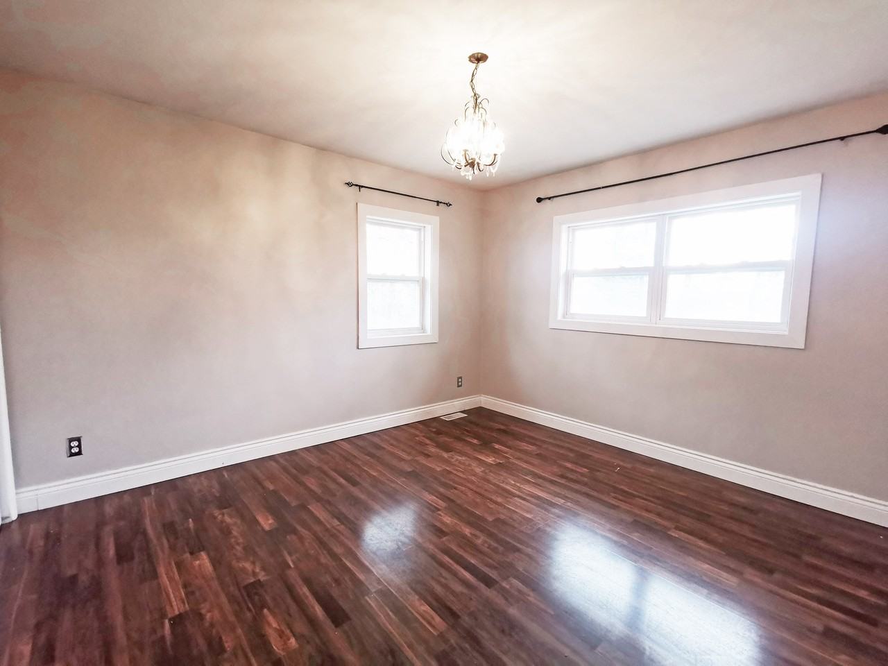 99 Innisfil Street #3 (Upper) - Photo 6 of 12