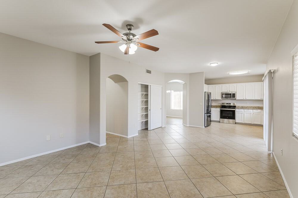 2247 E Calle Gran Desierto - Photo 7 of 17