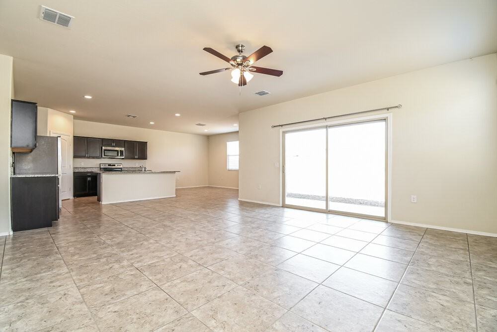 5238 E Sharbel Rd - Photo 3 of 16