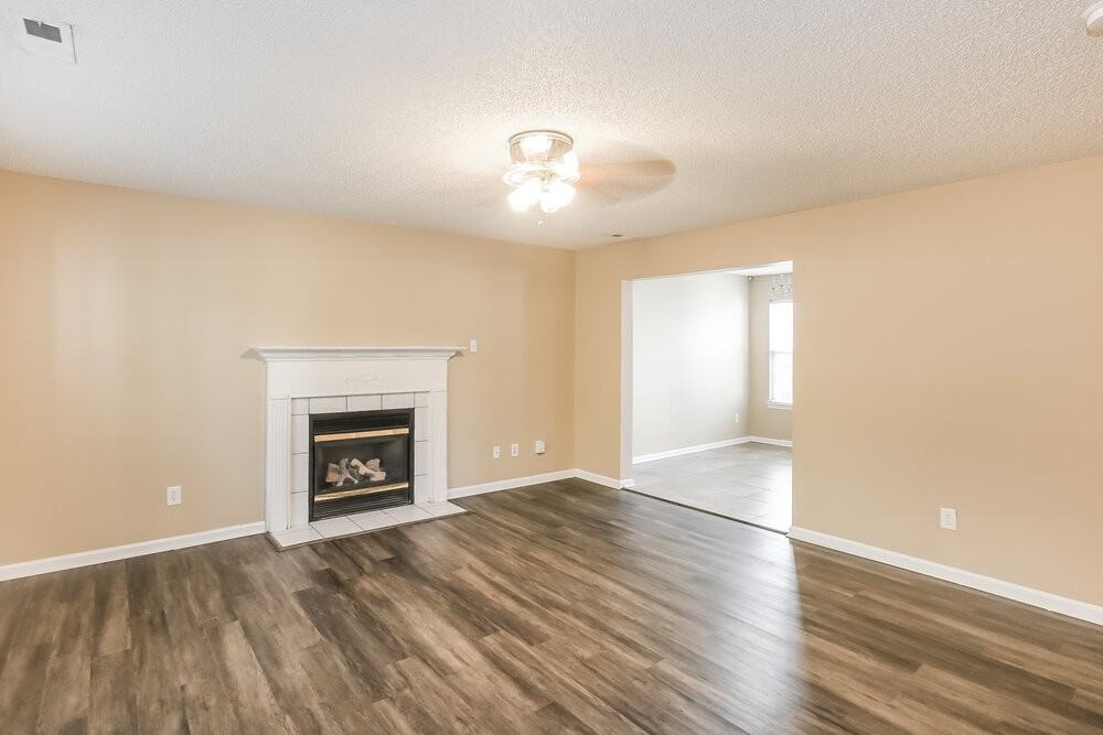 5900 Hewitt Dr - Photo 7 of 17