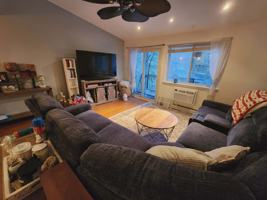 featured image of 220 Main St #4L