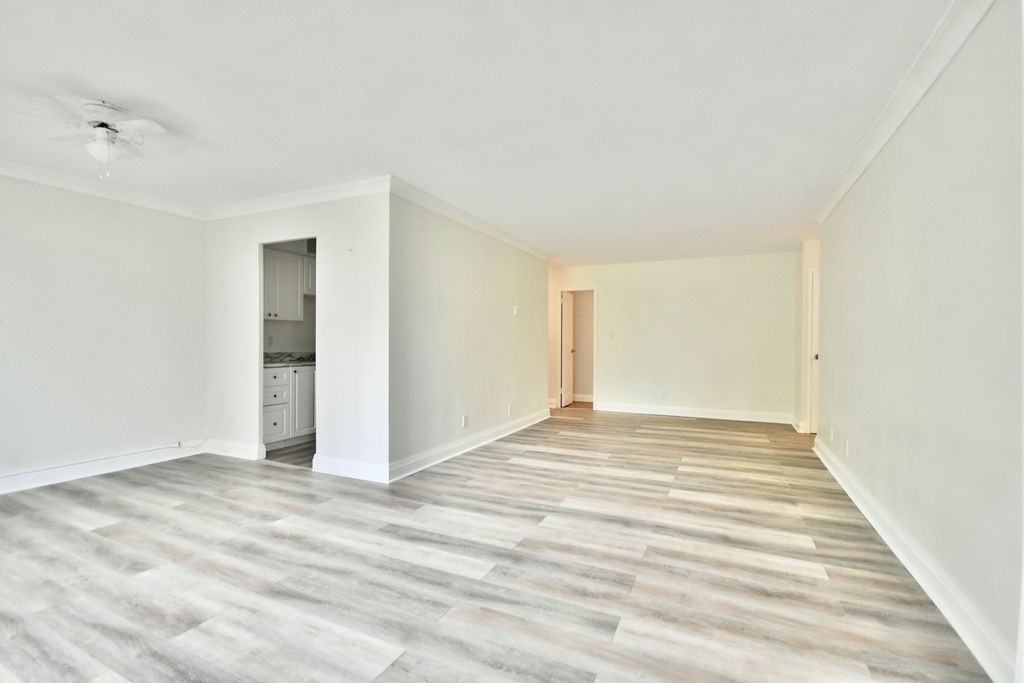 2 Grove Street East #41 - Photo 7 of 24