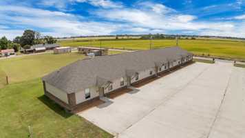 featured image of 19 Sw Lawrence St #17