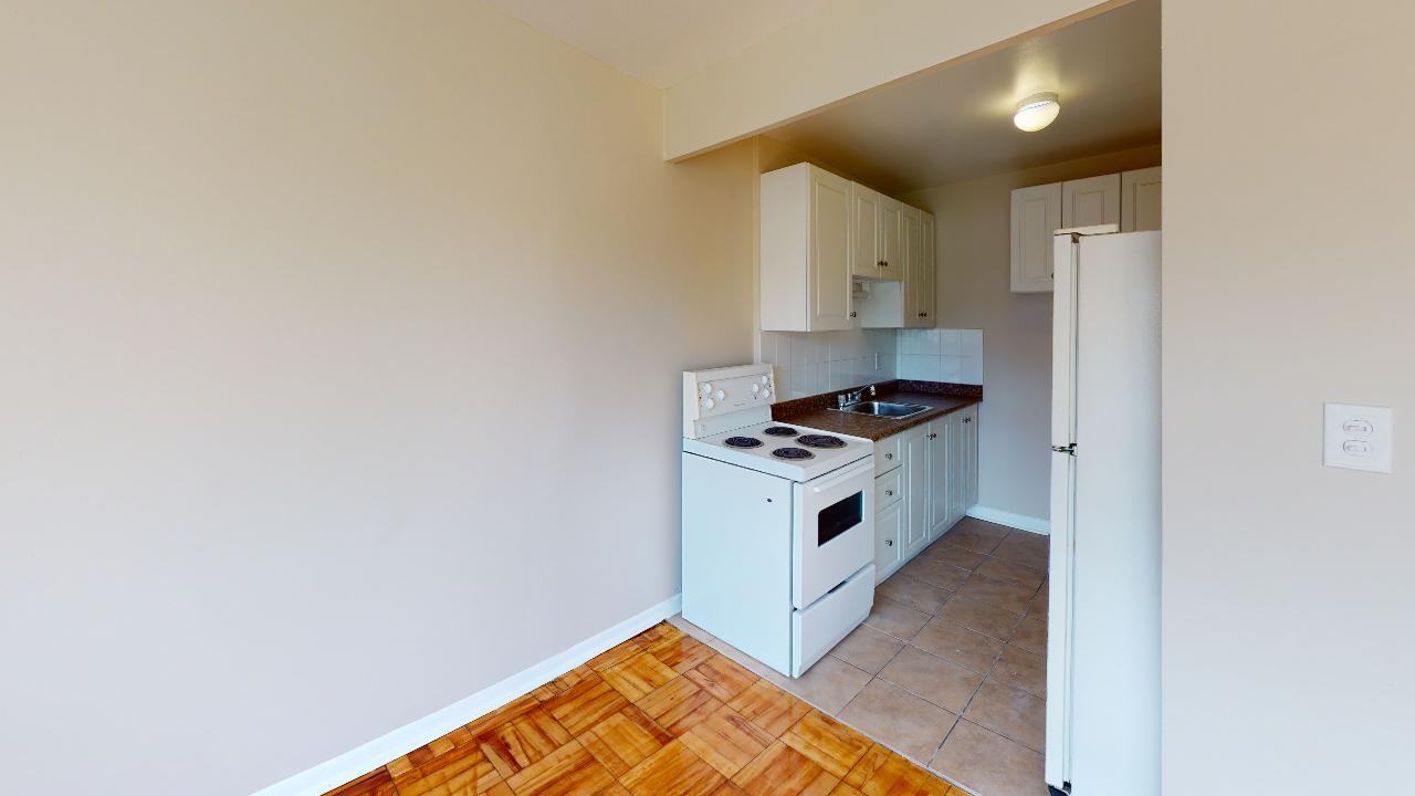 Eastwood Apartments - Photo 4 of 8