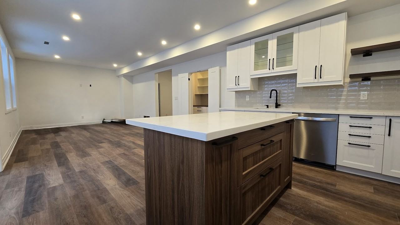 44 Calverley Street - Photo 2 of 11