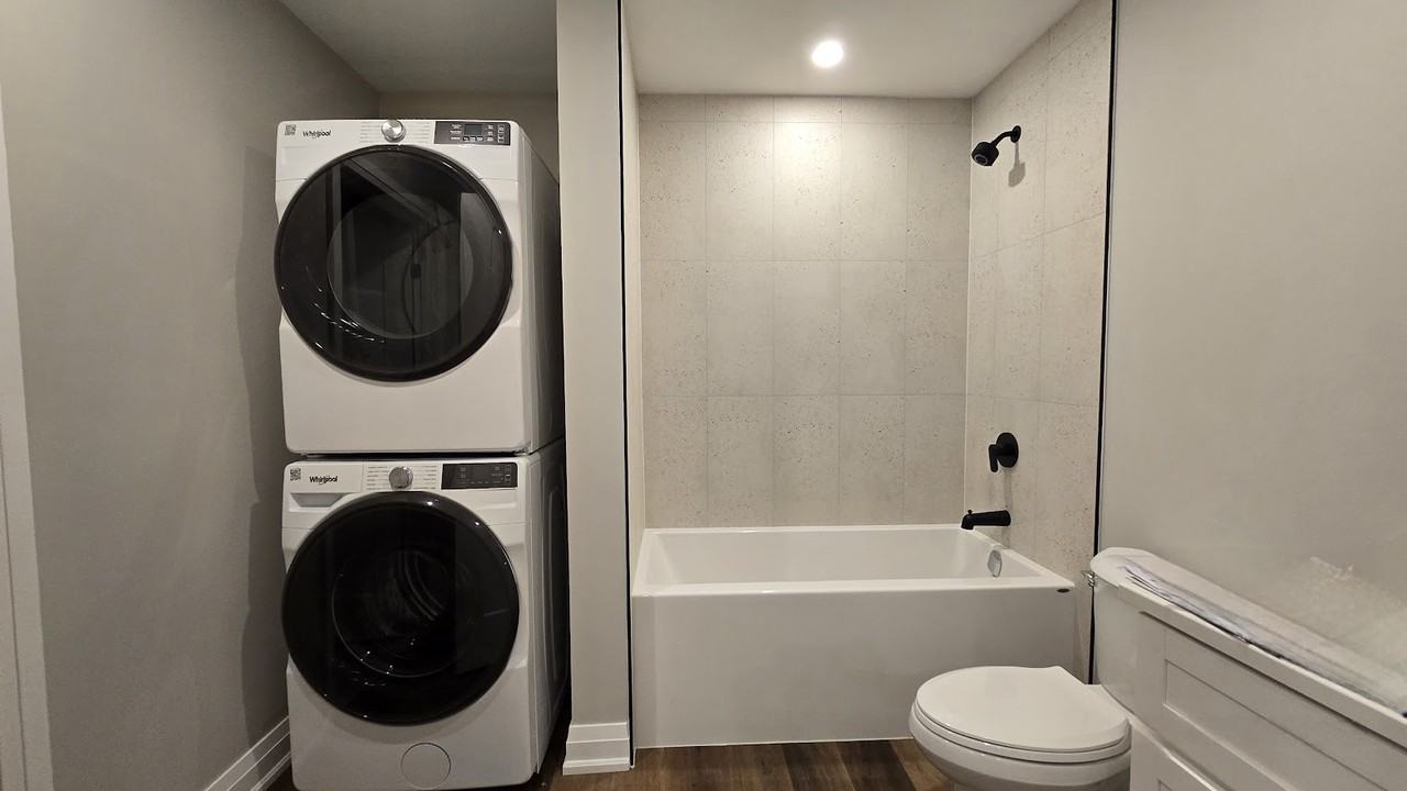 44 Calverley Street - Photo 2 of 10